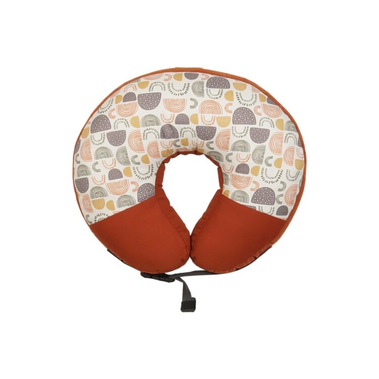 bantal menyusui bayi