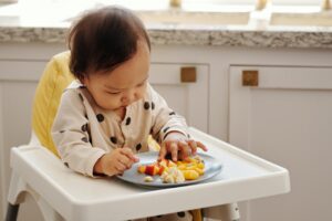 Read more about the article Apa Itu Finger Food? Ini Alasan Sebaiknya Moms Buatkan Untuk Si Kecil